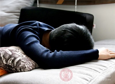 睡眠不正常是什么原因