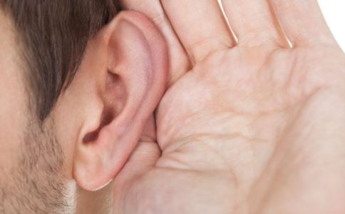 按揉耳朵有什么好处 揉耳朵的作用 揉耳朵的方法